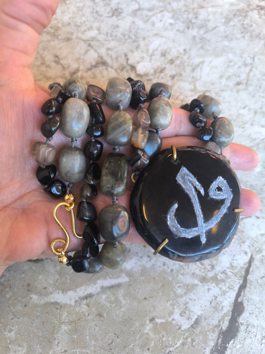 "Juno@Dark" Doğaltaş Kolye